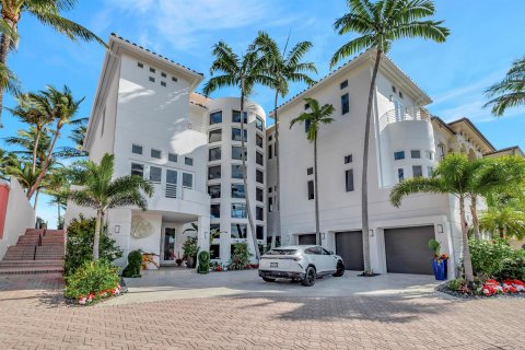 Villa ou maison à vendre à Highland Beach, Floride: 4 chambres, 492.66 m2 № 40300 - photo 13
