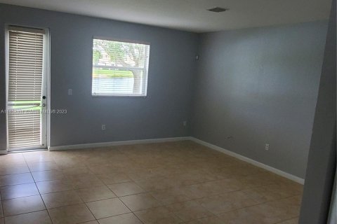 House in Homestead, Florida 4 bedrooms, 282.24 sq.m. № 720147 - photo 5