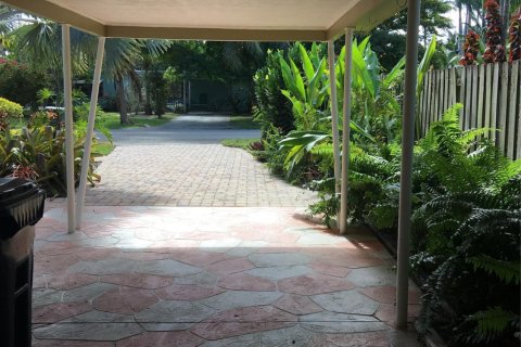 House in Fort Lauderdale, Florida 2 bedrooms, 113.34 sq.m. № 1188664 - photo 11