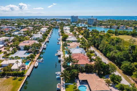 Villa ou maison à vendre à Lighthouse Point, Floride: 6 chambres, 471.48 m2 № 1188663 - photo 3