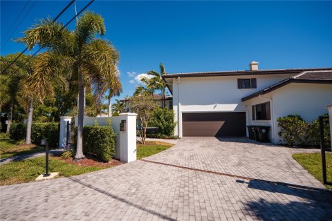 Villa ou maison à vendre à Lighthouse Point, Floride: 6 chambres, 471.48 m2 № 1188663 - photo 5