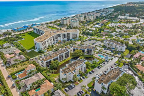 Condo in Jupiter, Florida, 1 bedroom  № 1188645 - photo 3