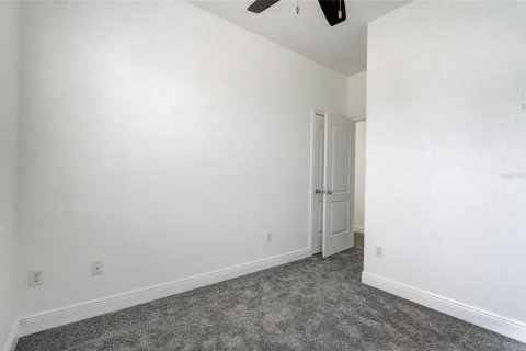 Condo in Orlando, Florida, 3 bedrooms  № 1382670 - photo 23