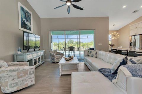 Villa ou maison à vendre à Port Charlotte, Floride: 3 chambres, 153.29 m2 № 1318475 - photo 7