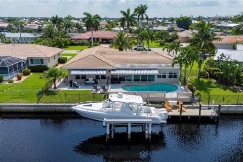 Villa ou maison à vendre à Punta Gorda, Floride: 3 chambres, 201.13 m2 № 1318517 - photo 2