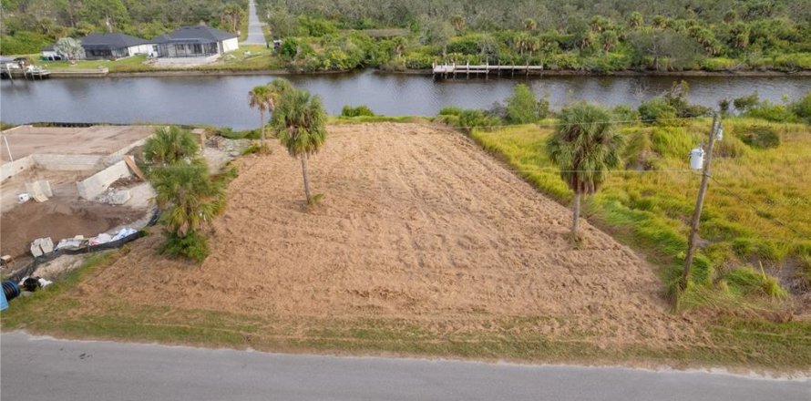 Terrain à Port Charlotte, Floride № 1283314