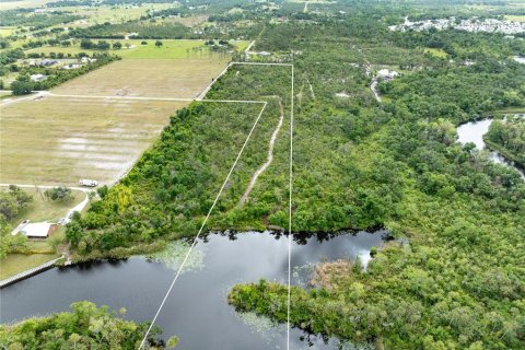 Terreno en venta en Punta Gorda, Florida № 1124518 - foto 5