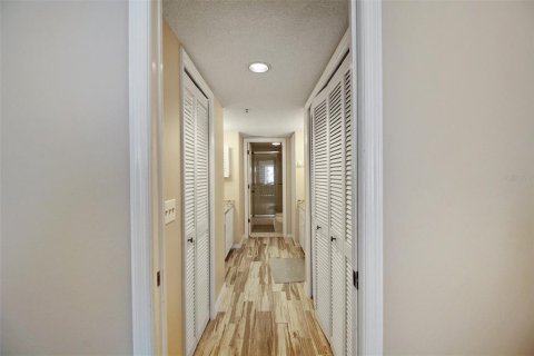 Copropriété à louer à Sarasota, Floride: 2 chambres, 118.91 m2 № 923014 - photo 20