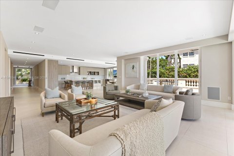 Condominio en venta en Miami Beach, Florida, 4 dormitorios, 298.77 m2 № 1095766 - foto 7