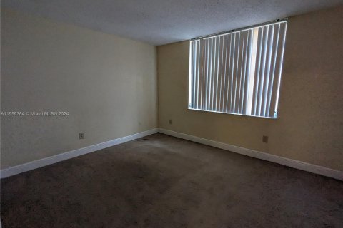 Condominio en venta en Miramar, Florida, 2 dormitorios, 116.13 m2 № 1097252 - foto 24