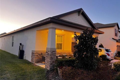 Casa en venta en Davenport, Florida, 3 dormitorios, 189.43 m2 № 635786 - foto 1