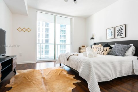 Condo in Miami, Florida, 1 bedroom  № 1155040 - photo 8