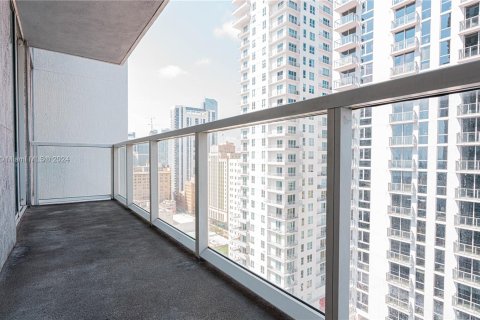 Condominio en venta en Miami, Florida, 1 dormitorio, 74.88 m2 № 1155040 - foto 13