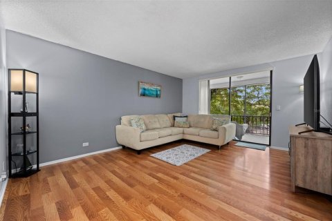 Condominio en venta en Lauderhill, Florida, 1 dormitorio, 74.32 m2 № 1277794 - foto 10