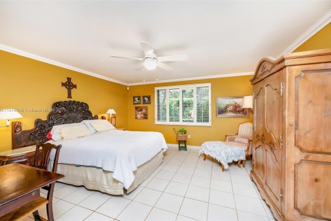 Casa en venta en Key Biscayne, Florida, 6 dormitorios, 278.99 m2 № 804580 - foto 16