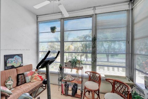 Condominio en venta en Deerfield Beach, Florida, 2 dormitorios, 92.9 m2 № 850978 - foto 6