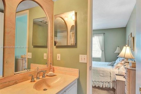 Condominio en venta en Deerfield Beach, Florida, 2 dormitorios, 92.9 m2 № 850978 - foto 12