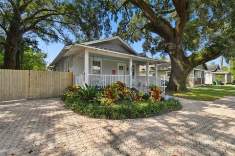 Villa ou maison à vendre à Tampa, Floride: 3 chambres, 121.61 m2 № 1369943 - photo 8