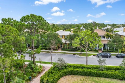 House in Jupiter, Florida 4 bedrooms, 290.41 sq.m. № 1178270 - photo 14