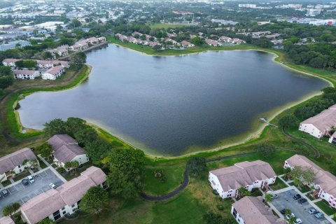 Copropriété à vendre à Boca Raton, Floride: 2 chambres, 86.86 m2 № 1178319 - photo 16