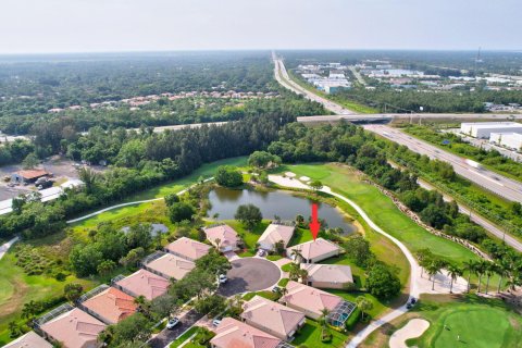 Casa en venta en Stuart, Florida, 2 dormitorios, 158.31 m2 № 1180634 - foto 9