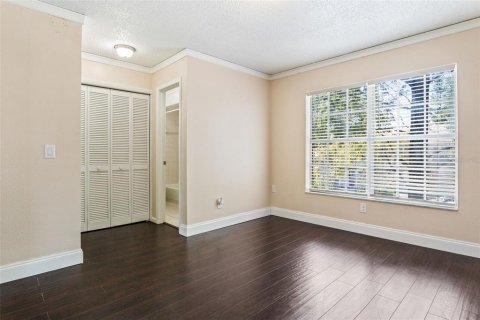 Townhouse in Tampa, Florida 3 bedrooms, 124.86 sq.m. № 1407373 - photo 17