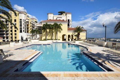 Condo in West Palm Beach, Florida, 2 bedrooms  № 1099152 - photo 22