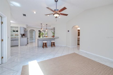 Villa ou maison à vendre à Punta Gorda, Floride: 3 chambres, 217.11 m2 № 1286053 - photo 18