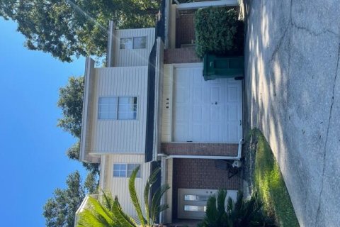 Villa ou maison à louer à Fort Walton Beach, Floride: 2 chambres, 108.6 m2 № 561997 - photo 1