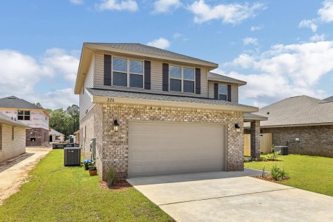 Villa ou maison à louer à Crestview, Floride: 5 chambres, 260.87 m2 № 562135 - photo 3