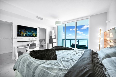 Condo in Sunny Isles Beach, Florida, 2 bedrooms  № 1381637 - photo 5