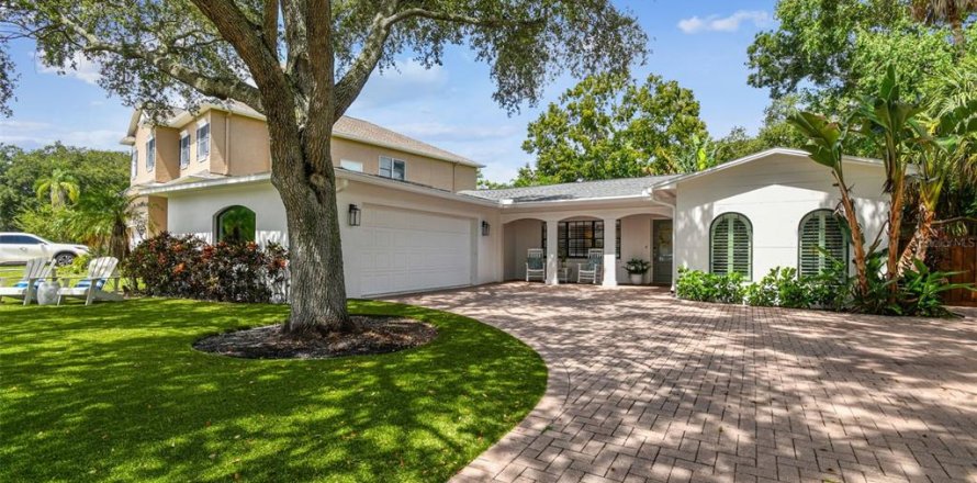 Villa ou maison à Tampa, Floride 3 chambres, 181.25 m2 № 1358347