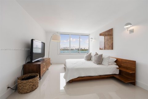 Condominio en venta en Miami Beach, Florida, 1 dormitorio, 92.34 m2 № 1147181 - foto 10