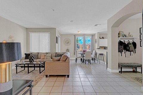 Condominio en venta en Royal Palm Beach, Florida, 3 dormitorios, 135.36 m2 № 1118953 - foto 14