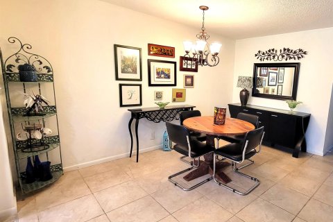 Condominio en venta en Boynton Beach, Florida, 1 dormitorio, 89.74 m2 № 1118955 - foto 9