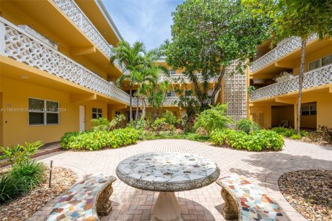 Condominio en venta en Fort Lauderdale, Florida, 1 dormitorio, 52.03 m2 № 1389708 - foto 19