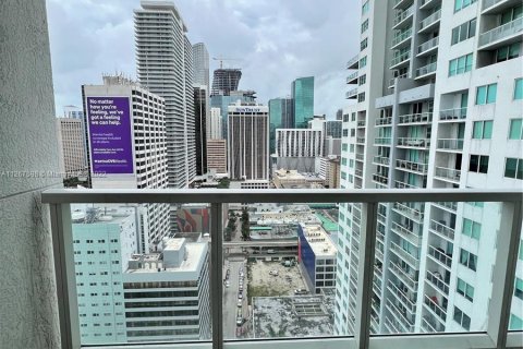 Condominio en venta en Miami, Florida, 2 dormitorios, 98.29 m2 № 426010 - foto 16