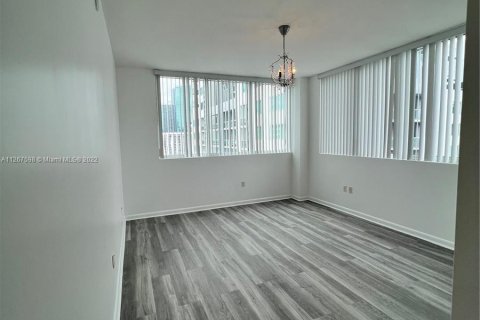 Copropriété à vendre à Miami, Floride: 2 chambres, 98.29 m2 № 426010 - photo 15