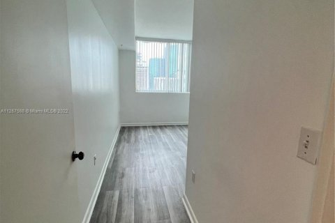 Copropriété à vendre à Miami, Floride: 2 chambres, 98.29 m2 № 426010 - photo 8