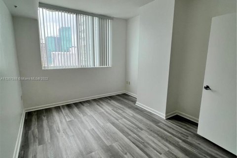 Condominio en venta en Miami, Florida, 2 dormitorios, 98.29 m2 № 426010 - foto 9