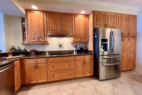 Condo in Hutchinson Island South, Florida, 3 bedrooms  № 1176957 - photo 29