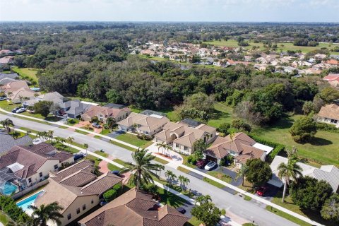 Villa ou maison à vendre à Davie, Floride: 4 chambres, 308.81 m2 № 1011619 - photo 8