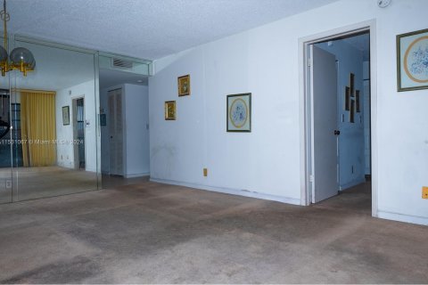 Купить кондоминиум в Санрайз, Флорида 2 спальни, № 1008886 - фото 16