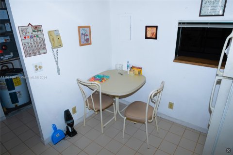 Купить кондоминиум в Санрайз, Флорида 2 спальни, № 1008886 - фото 23