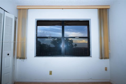 Купить кондоминиум в Санрайз, Флорида 2 спальни, № 1008886 - фото 19
