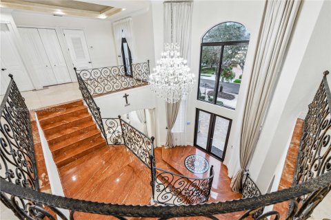 Villa ou maison à vendre à Miami Lakes, Floride: 4 chambres, 351.45 m2 № 1008884 - photo 14
