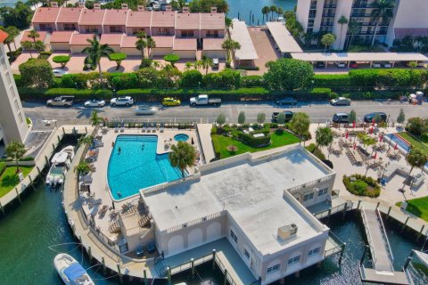 Condominio en venta en Boca Raton, Florida, 2 dormitorios, 110.18 m2 № 1135400 - foto 11