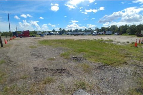 Commercial property in Wimauma, Florida 158.77 sq.m. № 222584 - photo 18