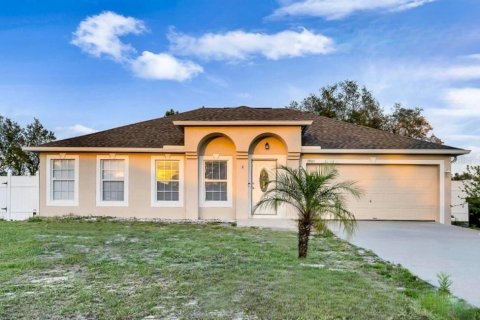 Villa ou maison à vendre à Kissimmee, Floride: 4 chambres, 197.7 m2 № 1341834 - photo 1