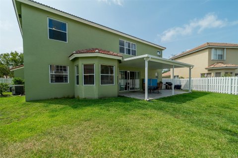 Casa en venta en Lake Worth, Florida, 5 dormitorios, 318.19 m2 № 1179712 - foto 24